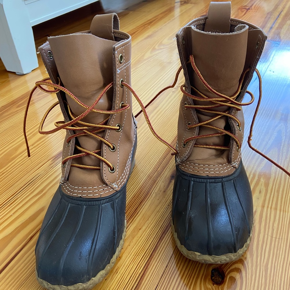 Womens Size 7 Brown LL Bean Boots